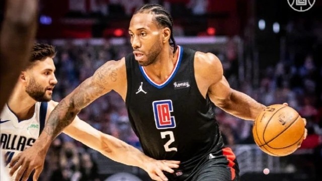  恩比德轰下四十分带领七六人轻取篮网